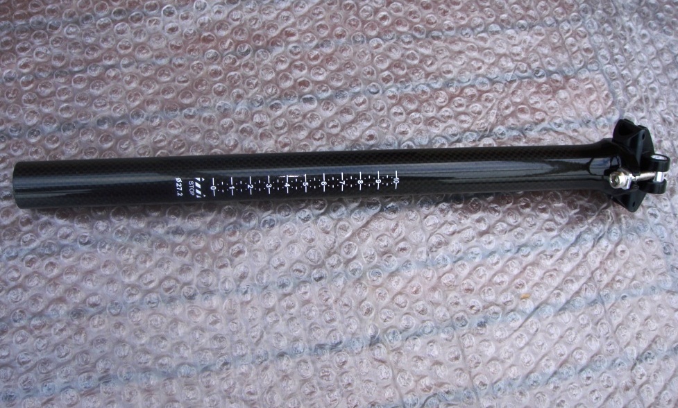 Bild 1 von Sehr robust Voll Carbon Sattelstütze 27,2/31,6mm 350/400 mm Glossy Matt N  / (Farbe) Glossy / (Länge) 350 mm / (Druchmesse ) 31,6 mm