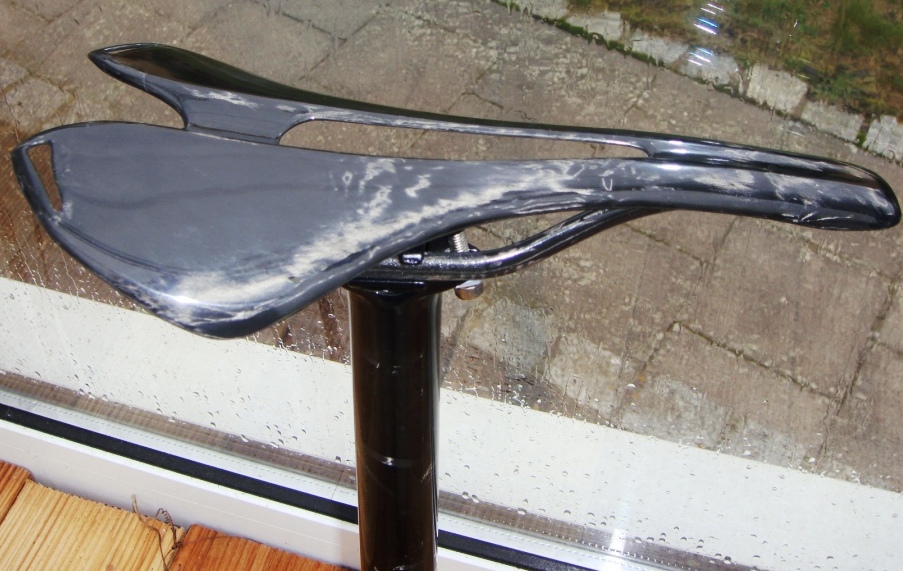 Bild 1 von Carbon Sattel Sportsattel Rennrad MTB Fahrradsattel Trekkingsattel 110g Glossy Matt  neu