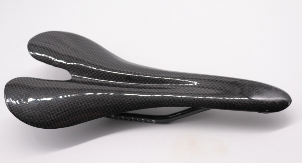 Bild 1 von Voll 3K Carbon Fiber Sattel Rennrad Sportsattel MTB Fahrradsattel Trekk 100g