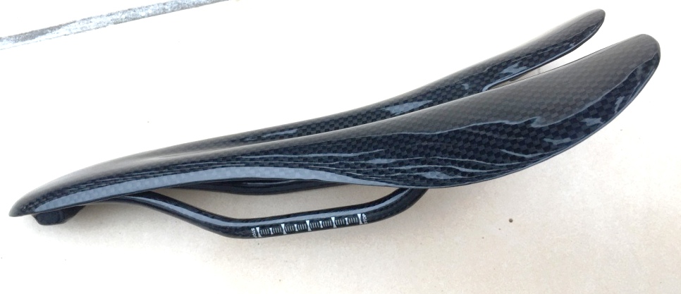Bild 1 von Voll 3K Carbon Fiber Sattel Rennrad Sportsattel MTB Fahrradsattel Trekk 100g