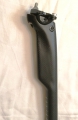 Bild 8 von Voll Carbonsattelstütze Aero Sattelstütze mit Titanschrauben 31,6 / 30,8 mm  / (Druchmesse ) 31,6 mm / (Länge) 350 mm Matt