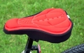 Bild 1 von Gel 3D Fahrrad Sattel Bezug Satteldecke Sattelschutz Polster 280mm x170mm  / (Farbe) Rot